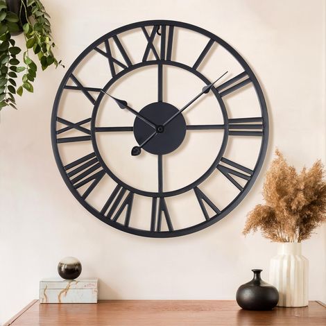 40cm Grande Horloge Murale Métal Noire Silencieuse avec 2 Paires d'aiguilles, Horloge Design Moderne en Chiffre Romain, Pendules Murale Vintage pour Décor de Salon Chambre Cuisine Bureau (1/5)