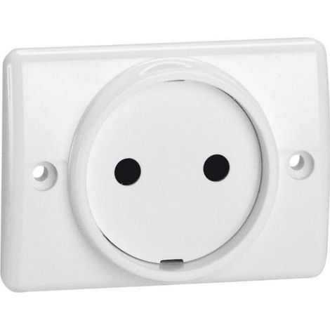 Legrand – Prise à encastrer 50806 pour plinthe 2P 16A 250V – Plastique thermoplastique – Indice de protection IP20 – Raccordement à vis - LEG50806 (1/2)