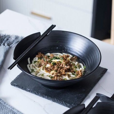 Bol à ramen 6 pièces - Service de vaisselle traditionnelle japonaise avec baguettes et cuillère en noir (1/4)