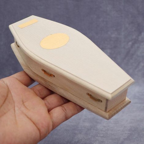 Modèle de cercueil miniature en bois pour maison de poupée - Boîte à cercueils miniature - Artisanat en bois pour maison de poupée - Accessoire de mobilier miniature - Décoration féerique - Fourniture (1/4)