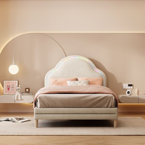 Lit bébé velours beige 90x200 cm avec sommier en bois à lattes, tête en forme de nuage et bande LED multicolore changeante