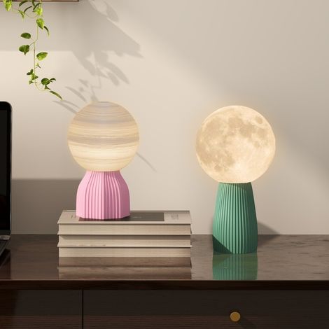 Set 2 lampade da tavolo USB 3 colori ABS bianche OKMYHOME (1/5)