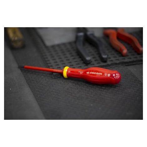 Tournevis Protwist isolé 1000V - Pour Vis à Fente - 4X100 - A4X100VE - Facom