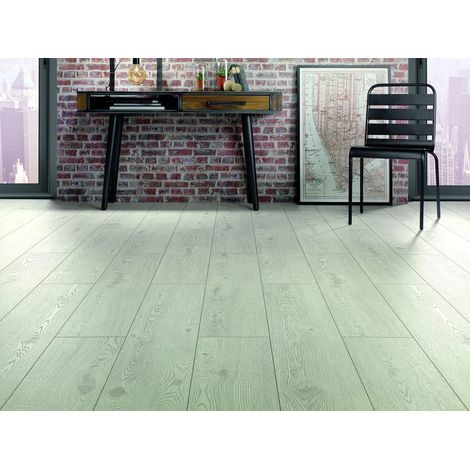 Eiffel Art Construction – Parquet stratifié 8 mm chêne coco – Dimensions 128,6 x 19,2 cm – Finition structure synchrone – Résistance AC5 – Pose Clip System 5G