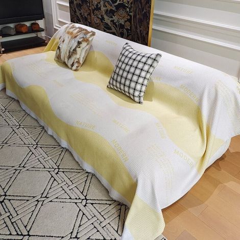 180x230 Crème anglaise des années fluides Coussin de canapé monobloc, housse de canapé intégrale anti-griffures de chat, adaptée à toutes les saisons, serviette/housse de canapé (1/5)