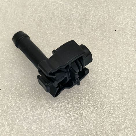 21750-4EB0A is suitable for Nissan 14th generation Sylphy B18 water return kettle hose clamps and water tank heads. (1/4)