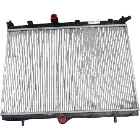 [PRODUIT D'OCCASION] Radiateur PEUGEOT 208 ♻️ Ref Oe. 9825333380 - Garantie à vie (1/4)