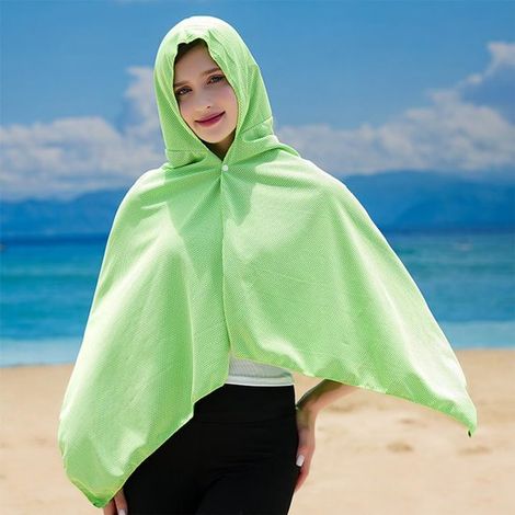 Cappello da pescatore unisex in tessuto verde chiaro per proteggere il collo dal sole durante le attività all'aperto. (1/5)