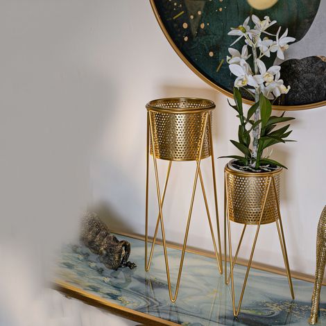 Katia, Vaso, oro