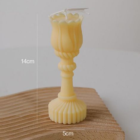 Bougie Parfumée en Forme de Tulipe, Romantique et Exquise, pour Décoration Maison, Chambre, Mariage, Cadeau Jaune (Camomille), Aromathérapie, Lot Unique (1/4)