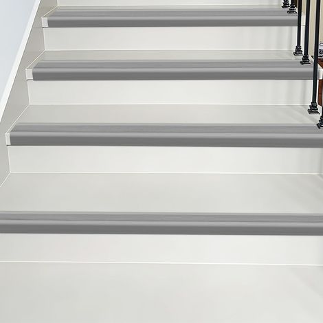 5 Meter Rutschfeste Treppenkante, Selbstklebende Kantenleiste Flexible PVC-Gummistufen-Kantenleiste, Wasserdicht Stufenkantenprofil Für Den Innen- Und Außenbereich Grau (1/5)
