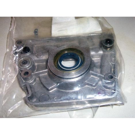 POMPA OLIO COMPLETA MOTOSEGA JONSERED HUSQVARNA 630 650 670 501512501 (1/2)