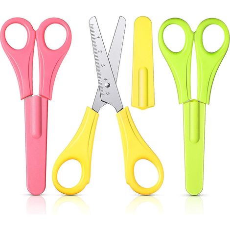 Set mit 3 Kinderscheren mit kindgerechten Griffen, ideal für die Vorschulerziehung. Handgefertigte Sicherheitsscheren aus Kunststoff.