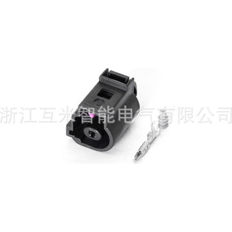 1J0973701A ist geeignet für den Kfz-Öldrucksensorstecker DJ7012B-1.5-21. (1/4)