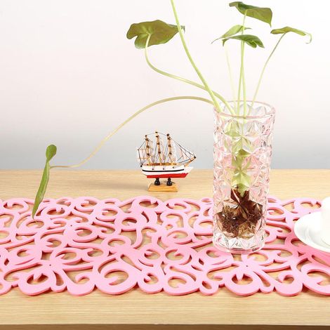 Nappe rectangulaire en feutre, chemin de table et sets de table, décorations de maison rose, lot de tapis de table pour salle à manger (1/5)