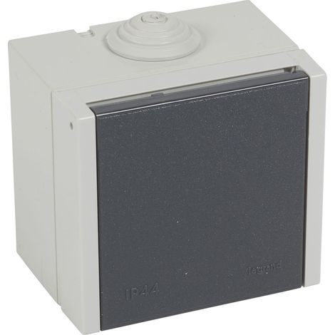 Prise étanche 3P+N+T à volet Plexo 20A 400V IP44 IK08 saillie gris LEGRAND 055707 (1/2)