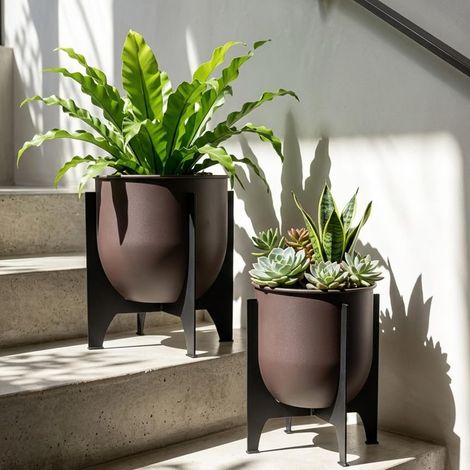 Lot de 2 pots de fleurs modernes avec support en métal pour intérieur et extérieur - 40,6 et 20,3 cm de hauteur - Pots de fleurs modernes pour salon, cuisine, bureau, jardin, balcon, terrasse (1/5)