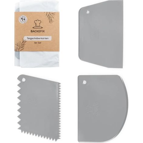 Set di 3 raschietti per impasto con retro in silicone. (1/4)