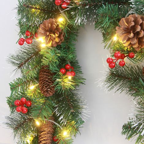 Weihnachtsgirlande aus PVC, gemischte Tannenzweige mit weißen und roten Beeren, europäische Kamindekoration, 2,7 m + 5 m batteriebetriebene Lichterkette (1/5)