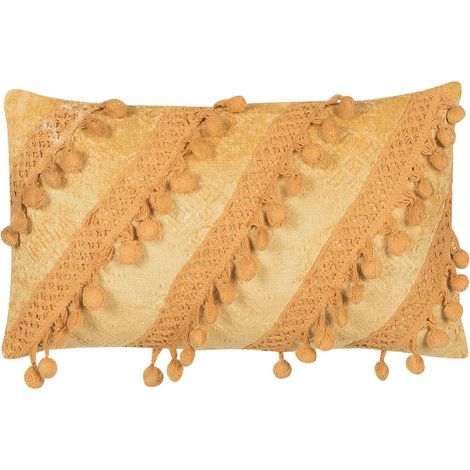 Coussin Décoratif Jaune 30 x 50 cm en Jacquard avec Broderies et Pompons pour Intérieur Boho, Vintage ou Ethno Beliani (1/5)