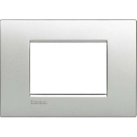 Air Plate 3 Modules Tech en Métal Bticino Living light Série LNC4803TE