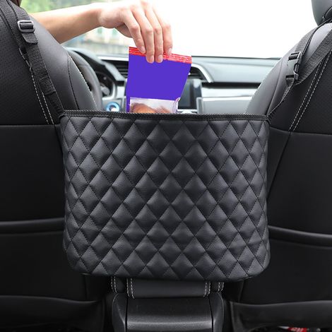 Questo organizer per borse da auto è realizzato in pelle e ha una grande capacità. Può contenere tasche, portafogli, bottiglie d'acqua o essere appeso tra i sedili.
