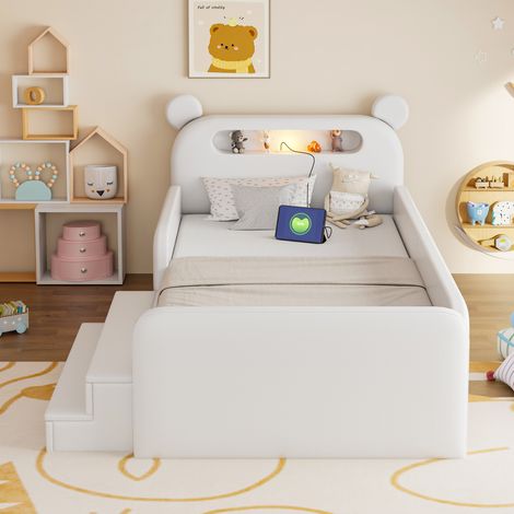 Lit capitonné enfant 90x200 cm, tête de lit ourson, veilleuse intégrée, port USB, coffre de rangement et marchepied – pratique et sécurisé, pour fille ou garçon, similicuir blanc (1/5)