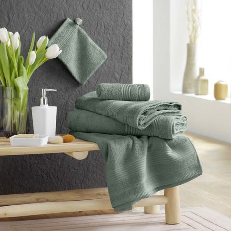 Serviette ou drap de douche 70 x 130 cm Tendresse vert cèdre (1/4)