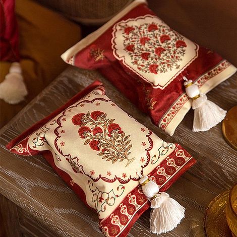 Lot de 2 boîtes de rangement en tissu coton rouge 24x18cm, boîte décorative imprimée à poil court peluche, idéale pour auto et créations (hors tissus) (1/5)