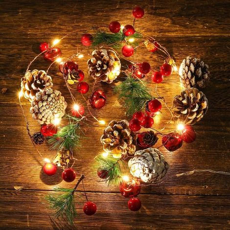 Guirlande de Noël Lumineuse à Piles, 2m 20 Led Pomme Pin Baies Rouges Christmas Lights pour Cheminée Manteau Table (1/3)