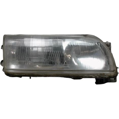 Phare Droit NISSAN Primera (1/2)