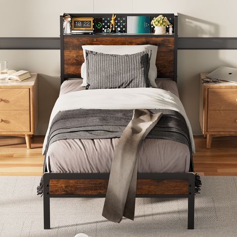 CECIPA MAX Letto Singolo con Testiera Forata, Struttura Letto Moderna con LED Regolabile, 3 Porte USB e Type-C, 14 Doghe in Metallo, Acciaio Robusto, Portata 300 kg, Marrone, 90x200 cm