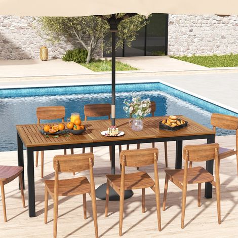 Table de Salle à Manger de 200 Cm Table d'Extérieur pour 8 Personnes avec Trou pour Parasol de 5cm Pieds en Métal et Repose-pied Réglables (1/2)