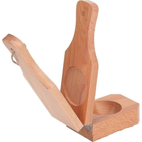 Délicieux gâteaux à la banane en copeaux de bois, pépites de chocolat et tasses (1/5)