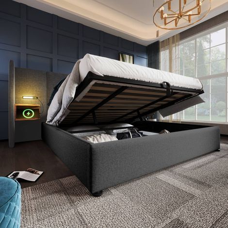 Lit double 180x200 cm avec table de chevet, LED, USB-c, cadre bois métal, tissu gris sans matelas (1/5)