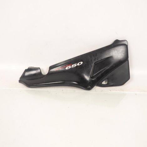 [PRODUIT D'OCCASION] Cache latéral droit origine pour moto Aprilia 650 Pegaso (1/2)