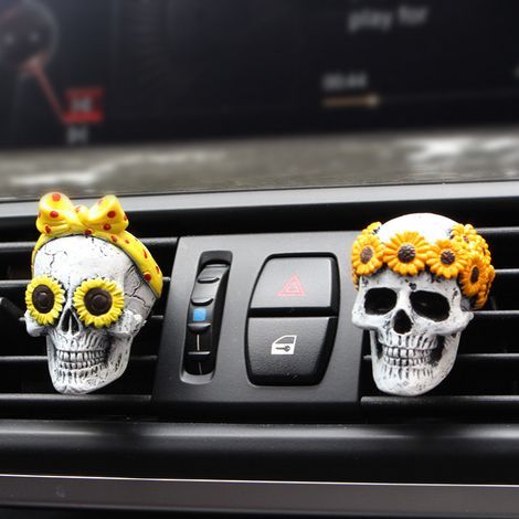 Décorations d'Halloween de parfum de voiture de crâne, accessoires de voiture de crâne pour l'intérieur des femmes, désodorisant de voiture de parfum de voiture drôle (1/5)