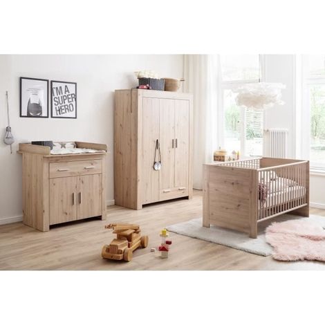 Chambre bébé complète 3 pièces – Lit 70 x 140 cm – Commode à langer avec plan à langer – Armoire 3 portes en chêne patiné – Trendteam