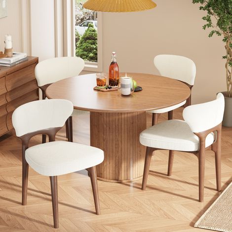 Sedia da pranzo in chenille beige chiaro, con struttura in legno massello, comoda e resistente (1/5)