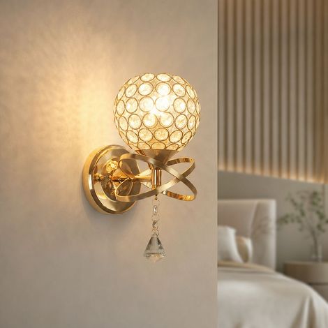 Applique murale cristal satellite dorée, fer électroplaqué, Ø13xH26cm, abat-jour acrylique haute transparence, ampoule LED offerte (1/5)