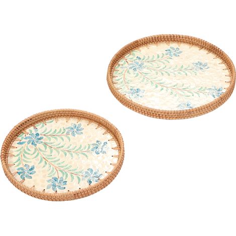 Lot de 2 plateaux de service ronds en rotin tressé, écologiques et faits main, style artisanal traditionnel, motif cymbidium. (1/5)