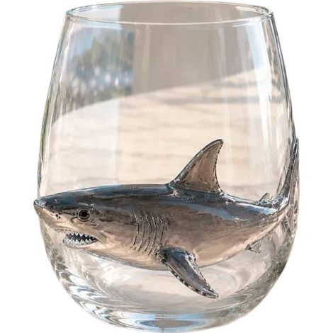 Mundgeblasenes Whiskyglas, 3D-Haifischdesign (1/2)