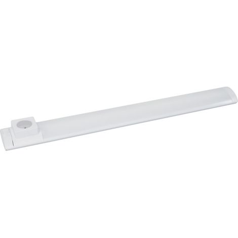 Réglette led cuisine 68 cm avec interrupteur et prise (1/5)