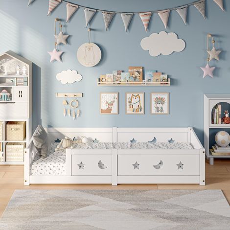 Lit simple 90x200, lit enfant avec sommier, lit au sol, Pin massif, lit montessori, motif design étoiles et lune, cadre de lit inclus - Blanc