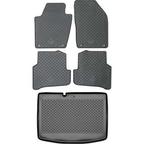 Maletero DOMA 290101 + Alfombrillas DOMA 219304 - Skoda Fabia III Hatchback de 2014-2021, espacio para pies delantero AV2 - INSTALADO (1/5)