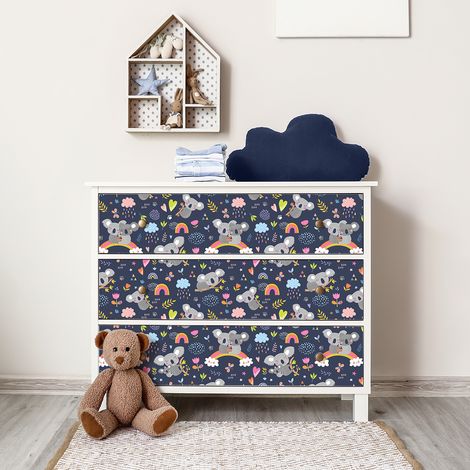 Sticker meuble enfant koalas amoureux sur un arc-en-ciel 60 x 90 cm