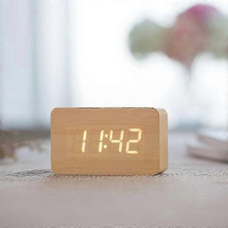 Réveil numérique en bois, à luminosité réglable, avec horloge LED à commande vocale, écran rectangulaire affichant l'heure et la température, idéal pour la décoration intérieure. (1/4)