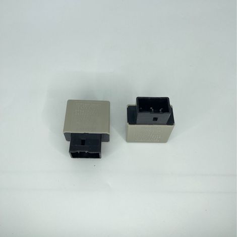Toyota brake light relay 061800-0950 895A1-74010