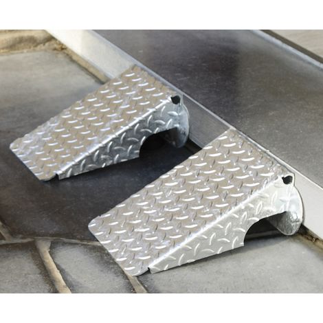 Mottez – Rampe de chargement acier galvanisé 1t – Largeur 31cm – Hauteur 10cm – Pour accès trottoir sécurisé – Charge max 1 tonne
