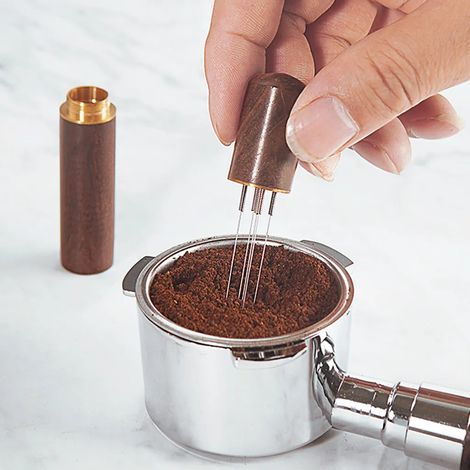 Dosierer für gemahlenen Kaffee, Edelstahl, 5-Stift-Nivellierer, Dosierwerkzeug für gemahlenen Kaffee bei Espresso, Barista-Zubehör - dunkelbraun.